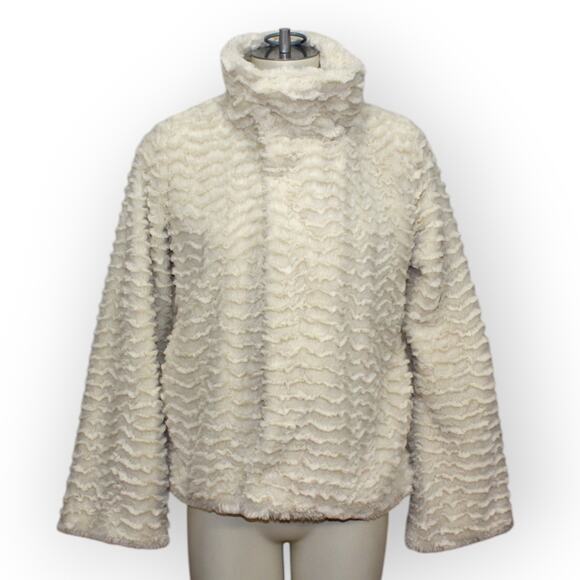 Patagonia Women's Pelage Jacket Small Pearl 28230 Apres EVEN SOFTER THAN FLEECE! - Picture 11 of 16